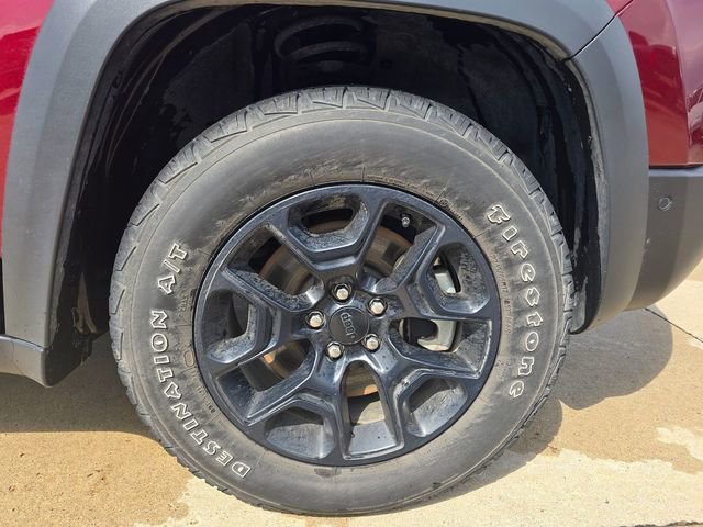 Used 2021 Jeep Cherokee Trailhawk w/ Sun, Sound & Nav Group image 10