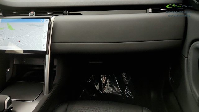 Used 2025 Land Rover Discovery Sport S AWD/4WD image 49
