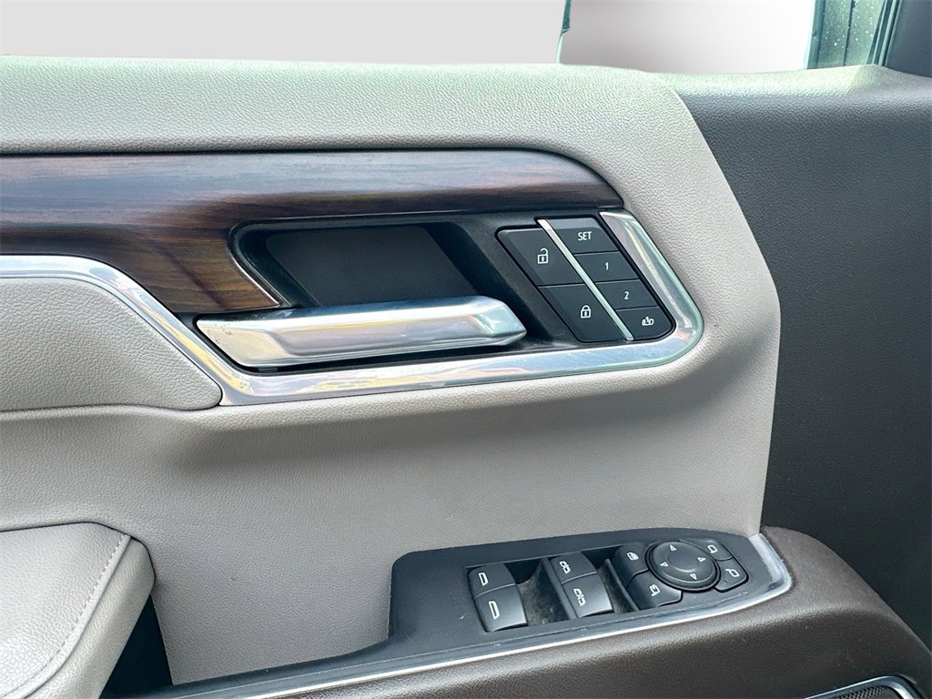 Used 2023 GMC Sierra 1500 SLT image 9