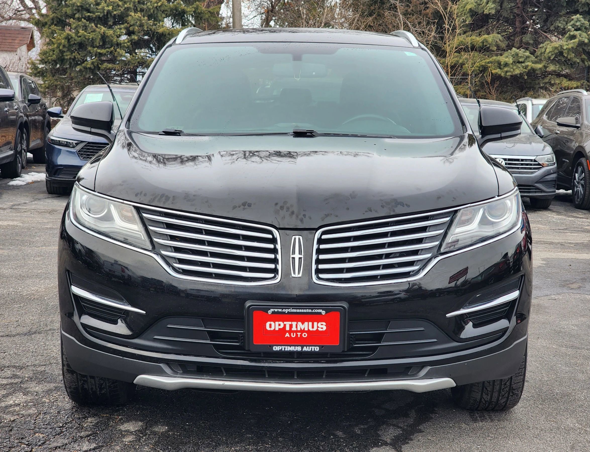 Used 2017 Lincoln MKC Premiere image 2