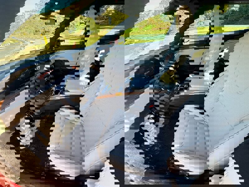 Used 2021 Tesla Model S Plaid image 15