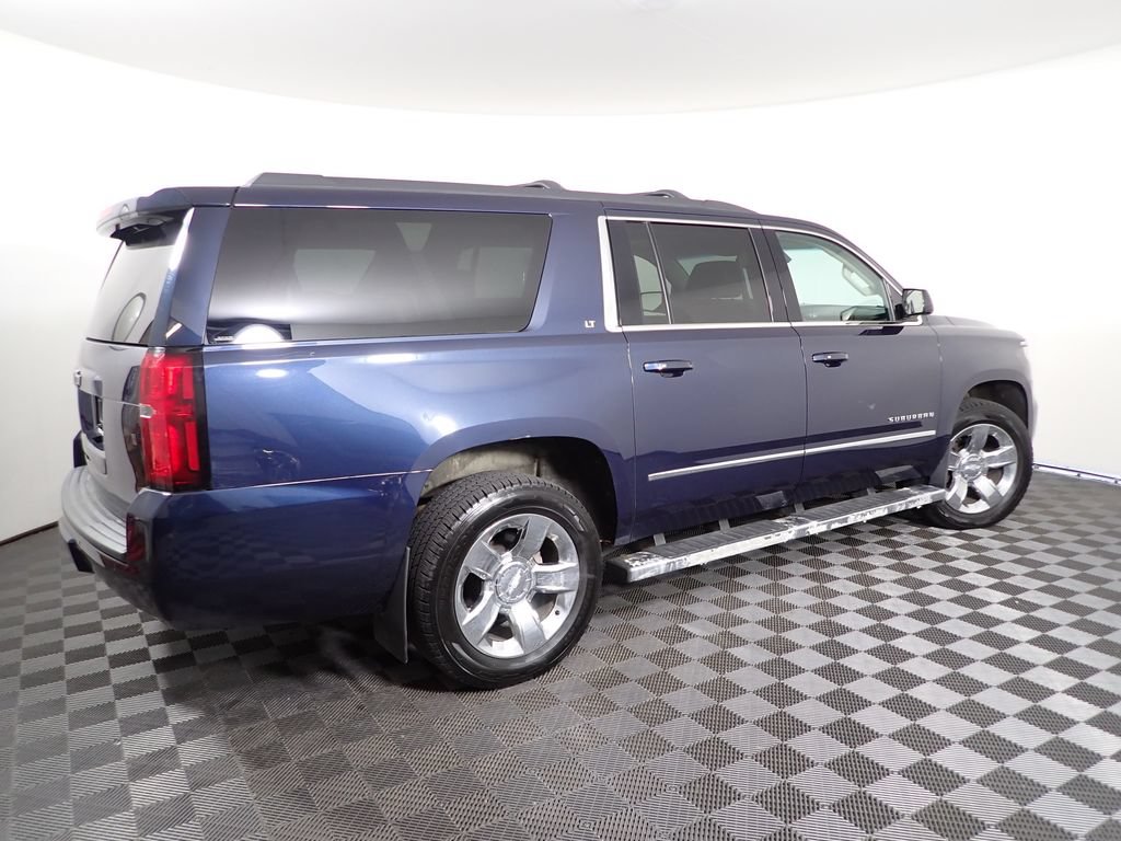 Used 2018 Chevrolet Suburban LT w/ LT Signature Package AWD/4WD image 19