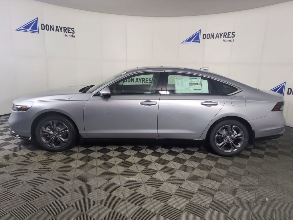 New 2026 Honda Accord EX-L image 2