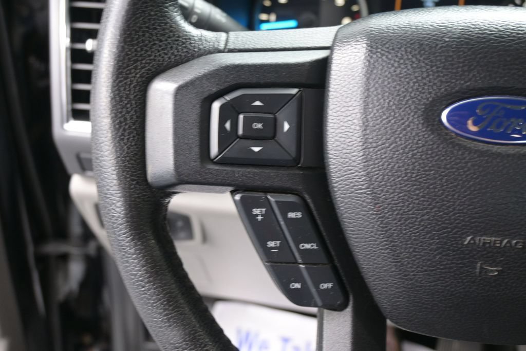 Used 2016 Ford F150 XLT w/ Equipment Group 302A Luxury AWD/4WD image 38