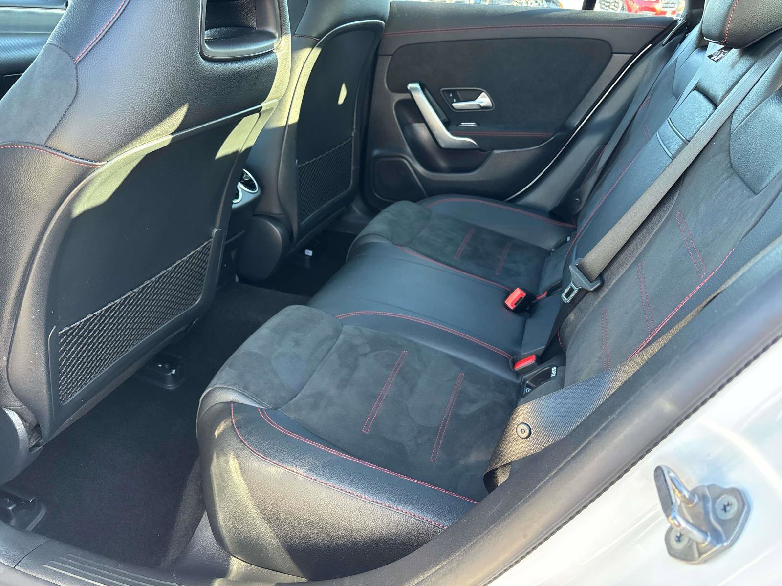 Used 2022 Mercedes-Benz CLA 250 4MATIC image 9