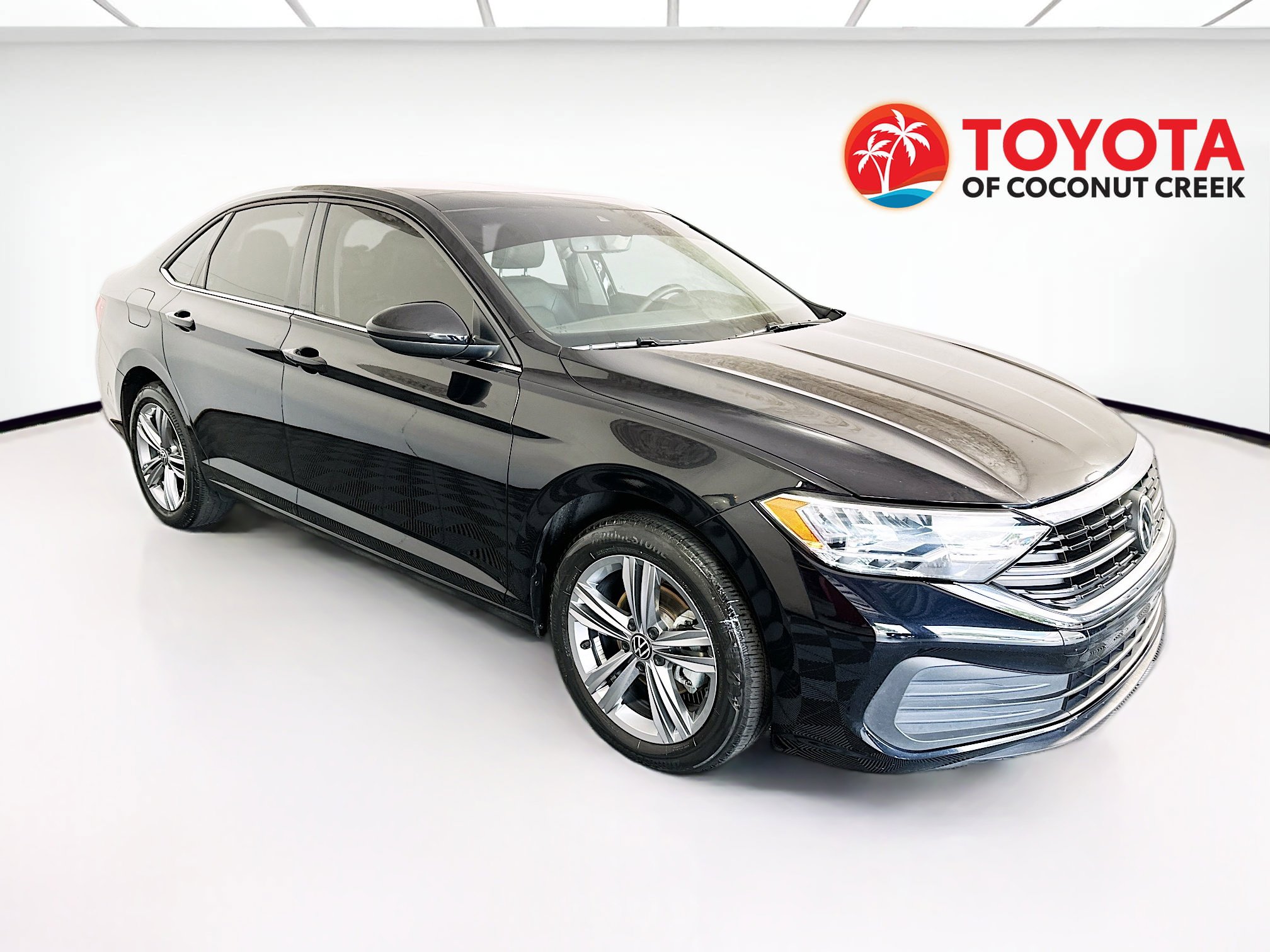 Used 2024 Volkswagen Jetta SE FWD image 1