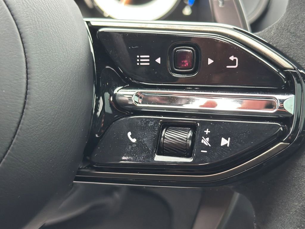 New 2026 Aston Martin DBX 707 AWD/4WD image 22