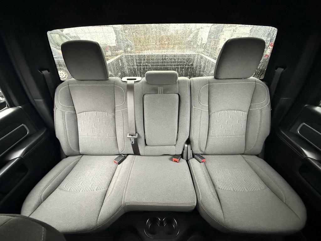 Used 2024 RAM 2500 Big Horn w/ Sport Appearance Package image 31