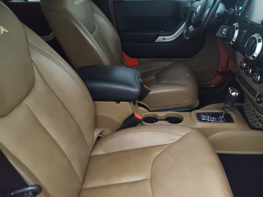Used 2015 Jeep Wrangler Unlimited Sahara w/ Mopar Chrome Edition Group AWD/4WD image 21