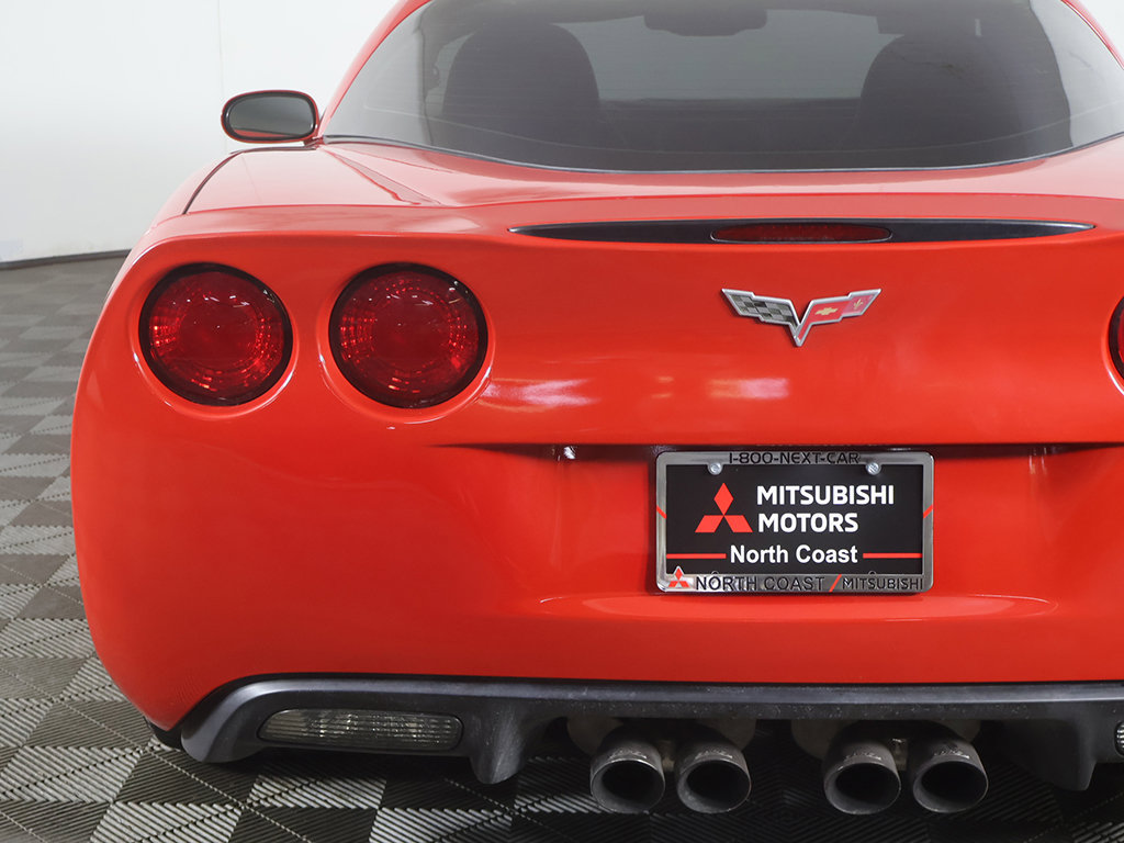 Used 2006 Chevrolet Corvette Coupe w/ Preferred Equipment Group RWD image 11