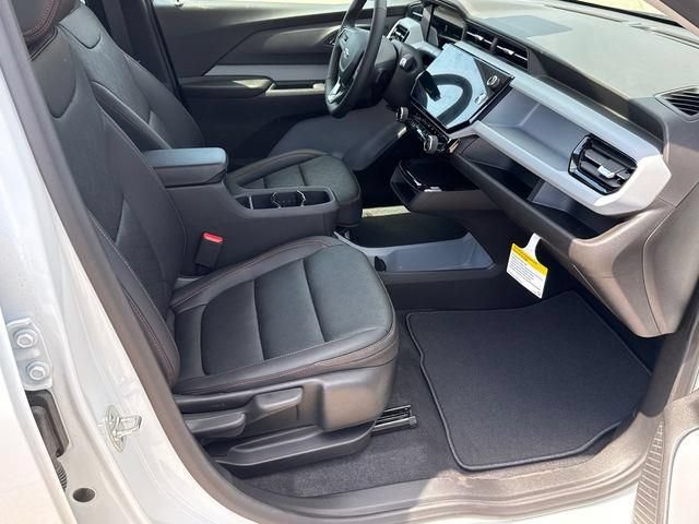 New 2027 Chevrolet Bolt RS FWD image 13