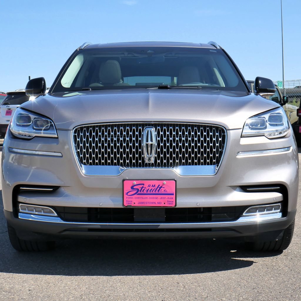 Used 2021 Lincoln Aviator Reserve w/ Equipment Group 202A AWD/4WD image 14