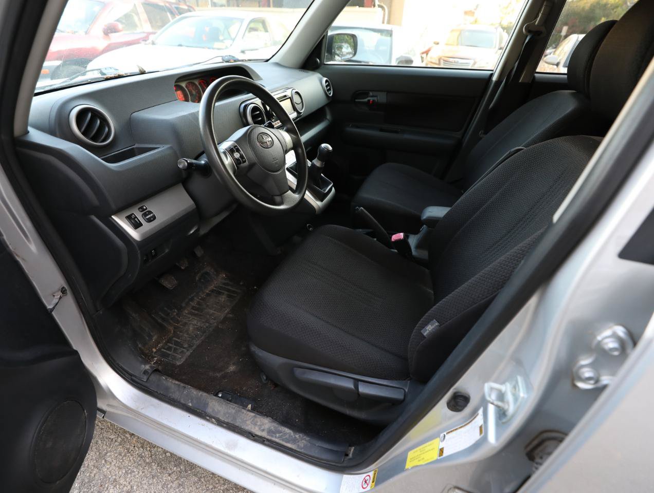 Used 2010 Scion xB FWD image 16