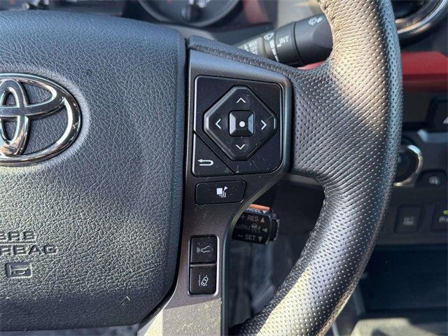 Used 2020 Toyota Tacoma TRD Off-Road w/ Technology Package image 11