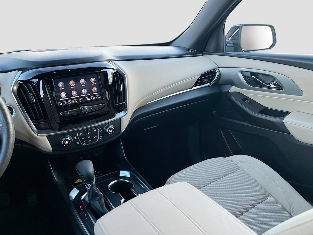 Used 2023 Chevrolet Traverse LS AWD/4WD image 20