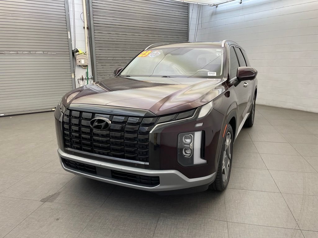 Used 2023 Hyundai Palisade Limited FWD image 11