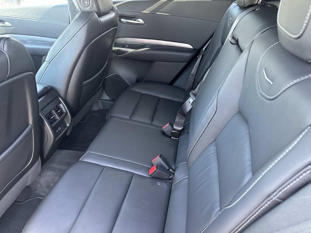 Used 2024 Cadillac XT4 Premium Luxury AWD/4WD image 21