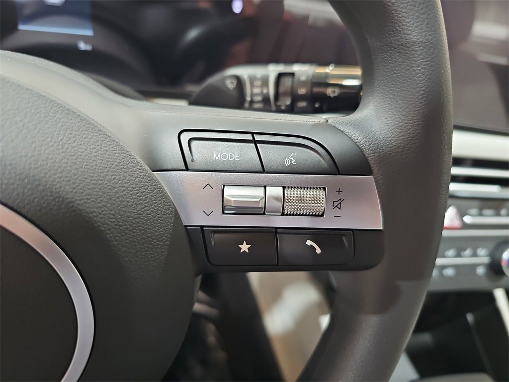 New 2026 Hyundai Tucson SE image 17