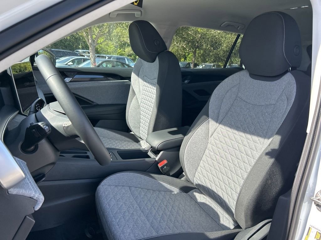 New 2026 Volkswagen Tiguan S image 13