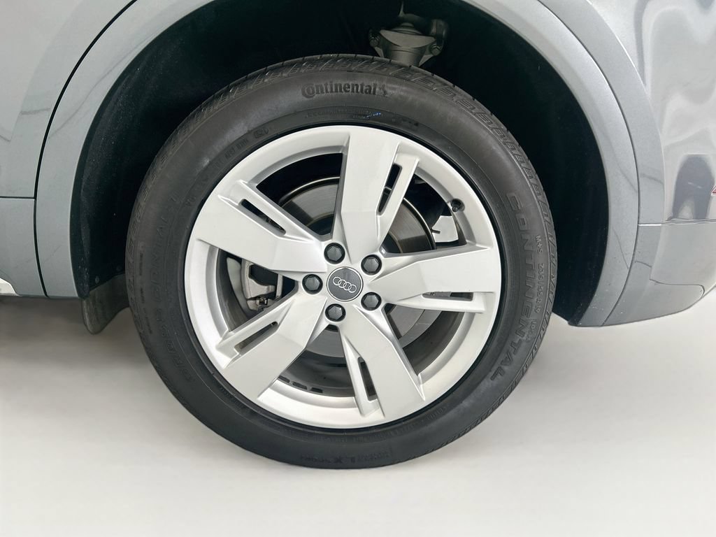 Used 2019 Audi Q5 Premium Plus AWD/4WD image 30