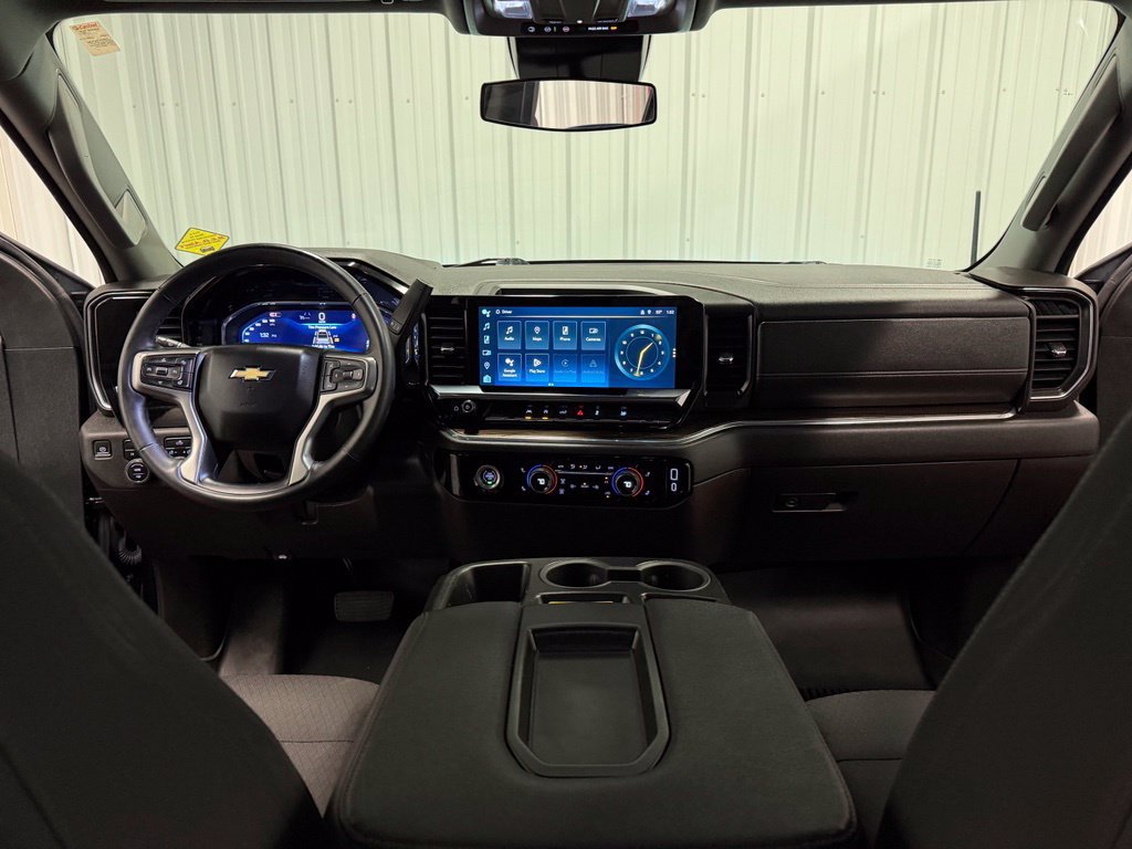 Used 2024 Chevrolet Silverado 1500 LT AWD/4WD image 30