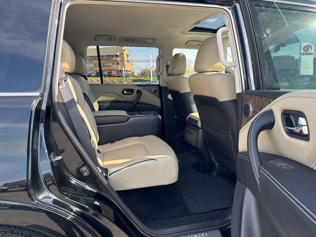 Used 2024 INFINITI QX80 Premium Select w/ Cargo Package AWD/4WD image 6