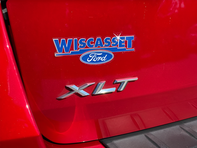 Certified 2023 Ford Explorer XLT w/ Equipment Group 202A AWD/4WD image 18
