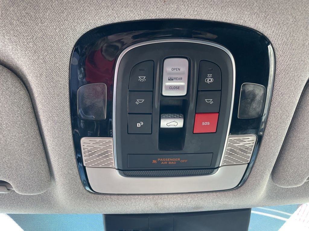 Used 2023 Hyundai Palisade Limited image 25