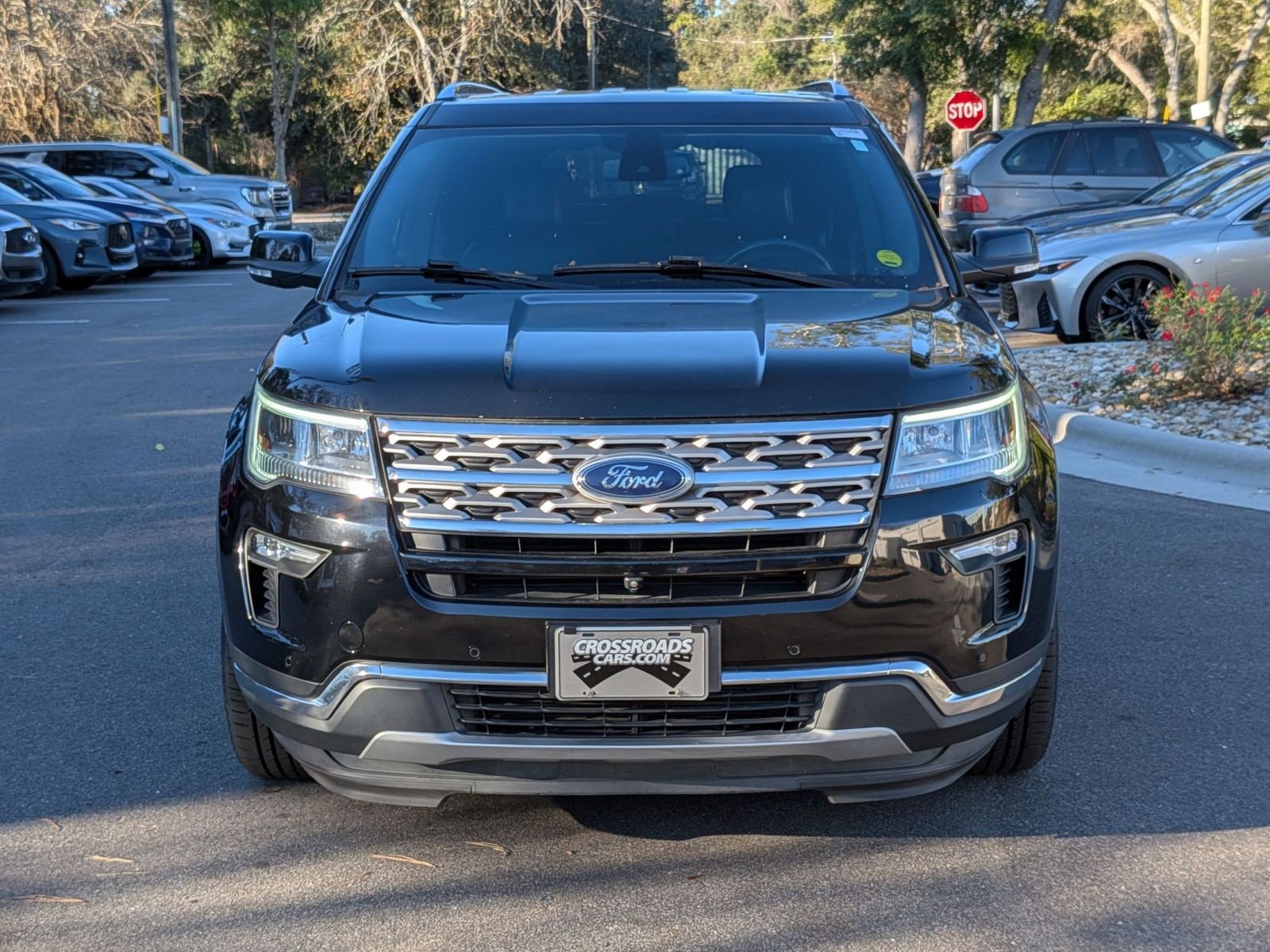 Used 2018 Ford Explorer Limited w/ Ford Safe & Smart Package image 8