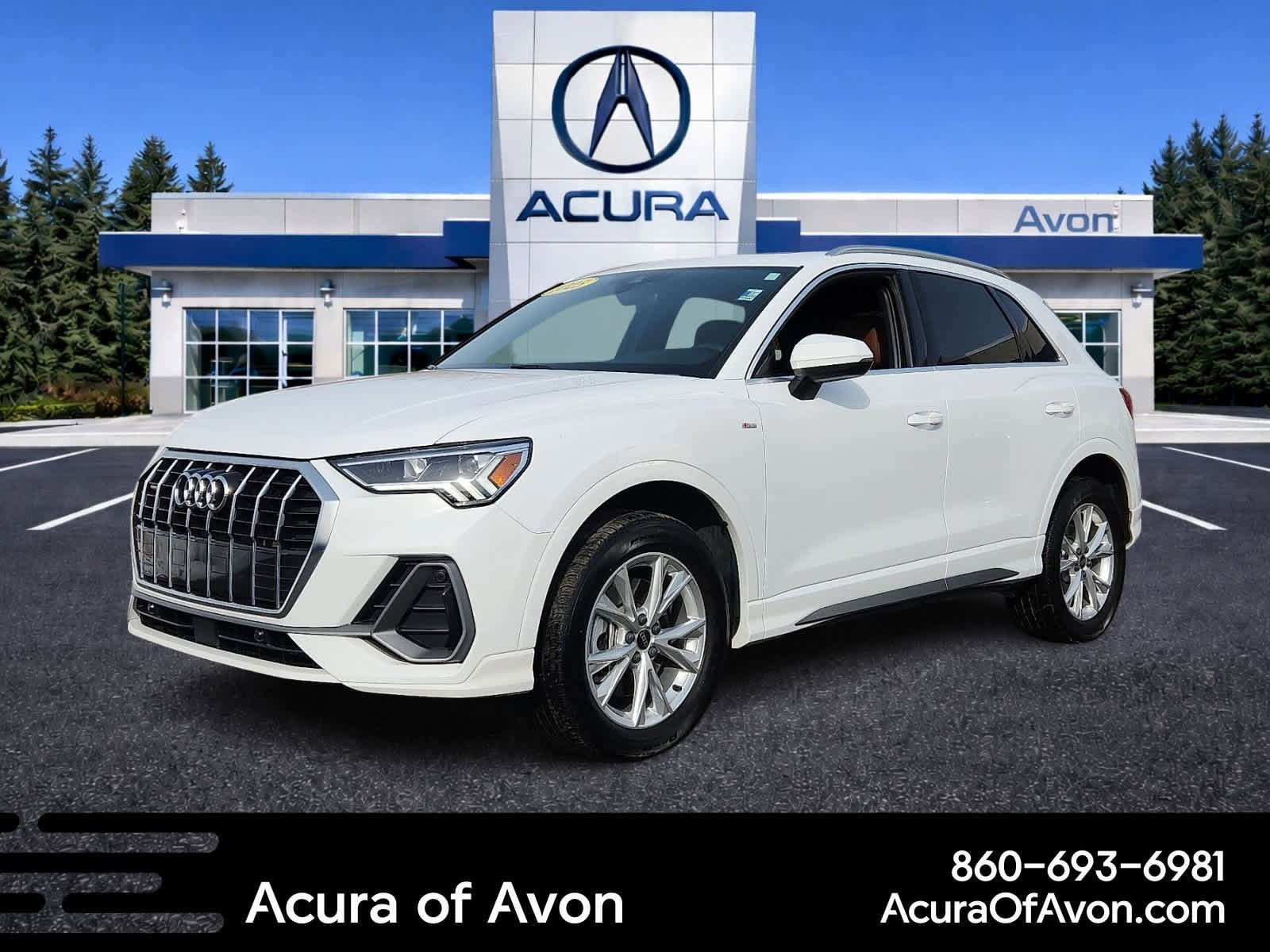 Used 2025 Audi Q3 2.0T Premium image 1