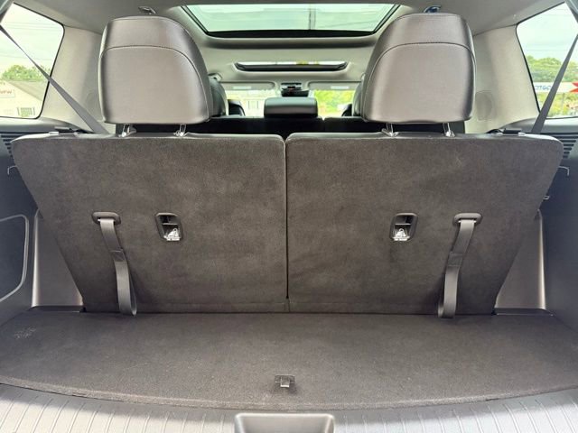 Used 2024 Hyundai Santa Fe Limited image 9