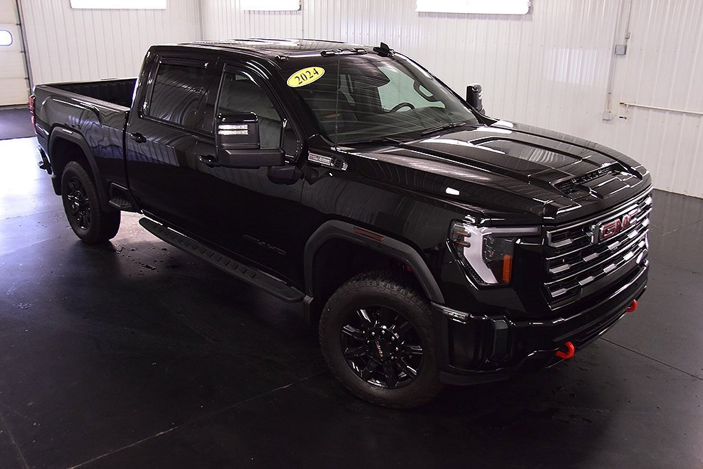 Used 2024 GMC Sierra 2500 AT4 w/ AT4 Preferred Package image 11