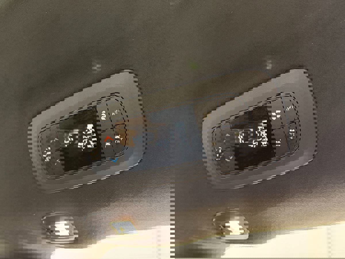 Used 2021 Chrysler Pacifica Pinnacle image 32