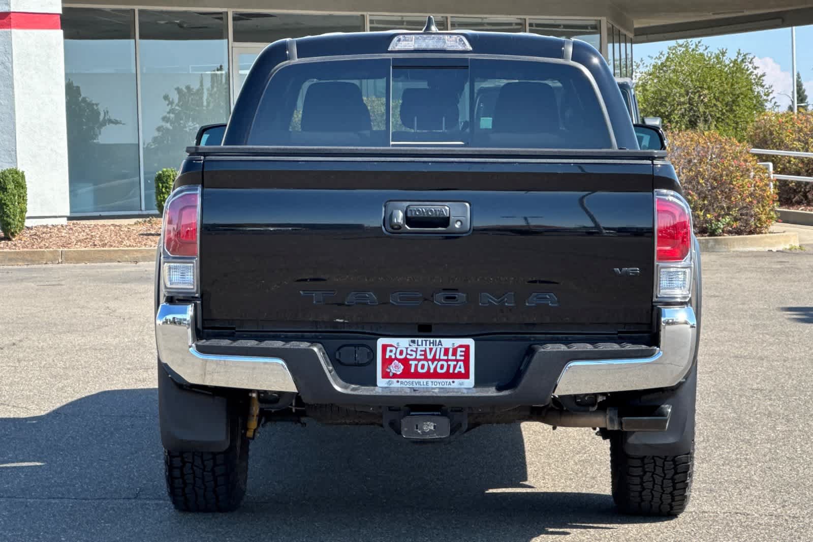 Certified 2023 Toyota Tacoma TRD Off-Road w/ Black Out Package (TMS) AWD/4WD image 8
