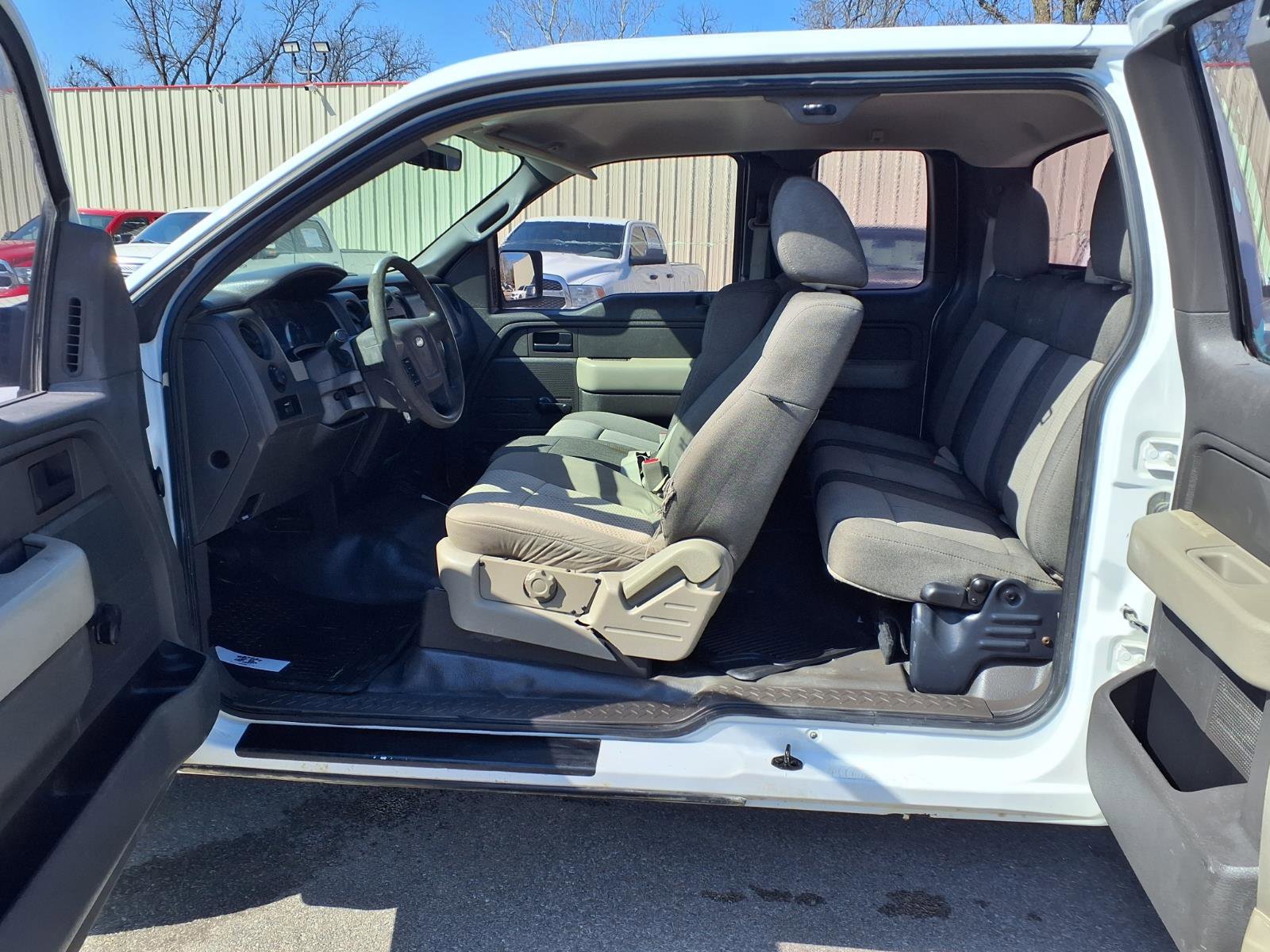 Used 2010 Ford F150 XL RWD image 9