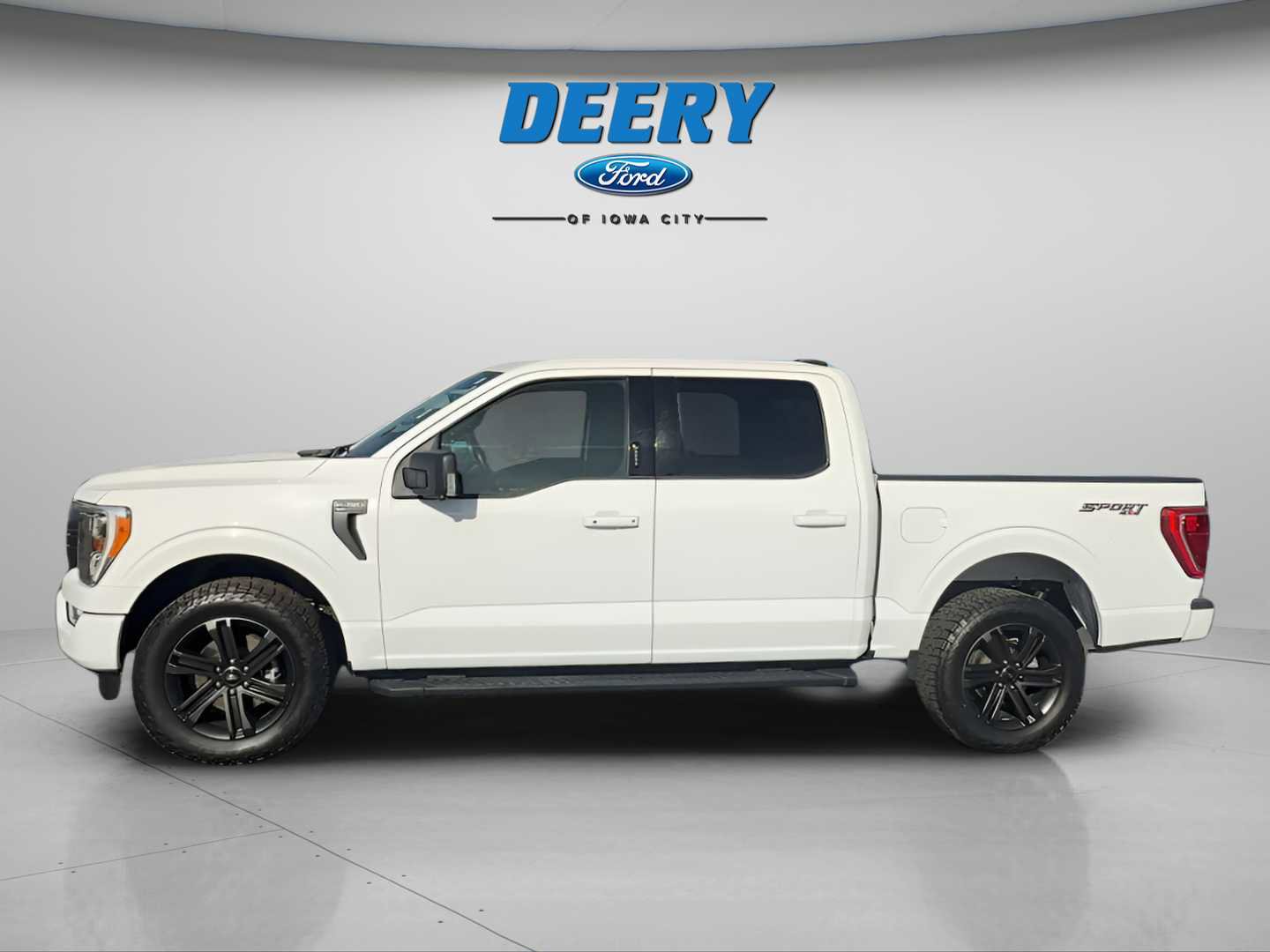 Used 2022 Ford F150 XLT w/ Equipment Group 302A High image 3