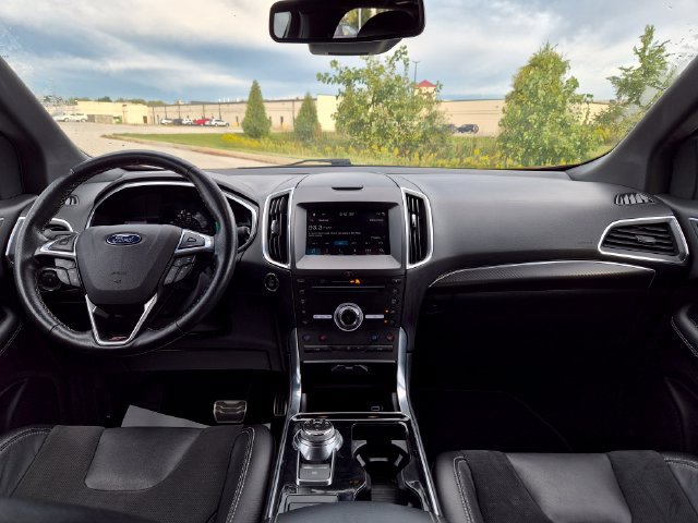 Used 2019 Ford Edge ST w/ Equipment Group 401A AWD/4WD image 35