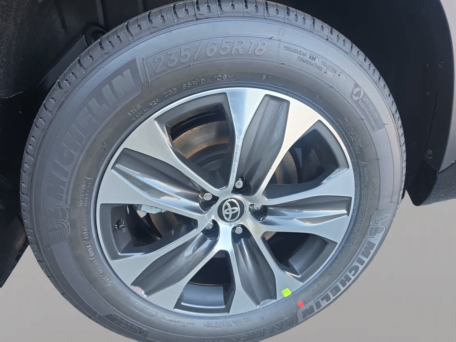 New 2026 Toyota Highlander XLE AWD/4WD image 19