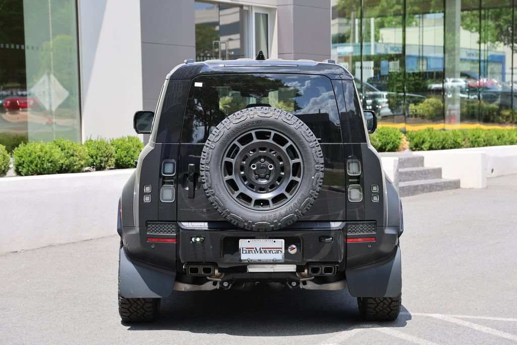 New 2026 Land Rover Defender 110 OCTA AWD/4WD image 3
