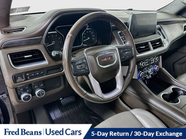 Used 2021 GMC Yukon SLT w/ SLT Premium Package AWD/4WD image 13