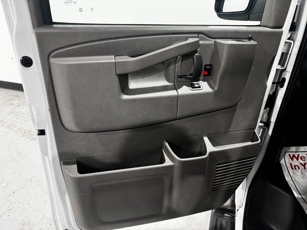 Used 2023 Chevrolet Express 3500 LT w/ LT Preferred Equipment Group RWD image 13