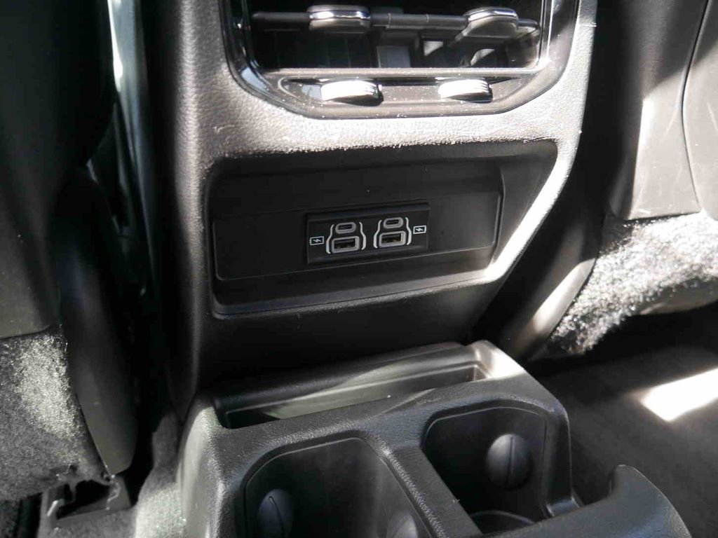 Certified 2024 Jeep Grand Cherokee L Laredo image 15