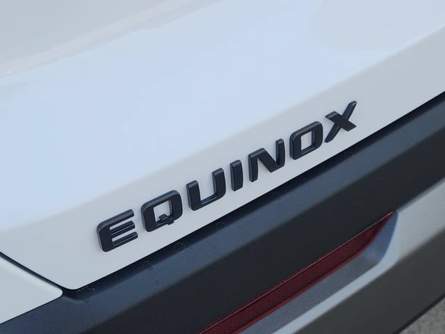 Used 2026 Chevrolet Equinox LT w/ Convenience Package II FWD image 8