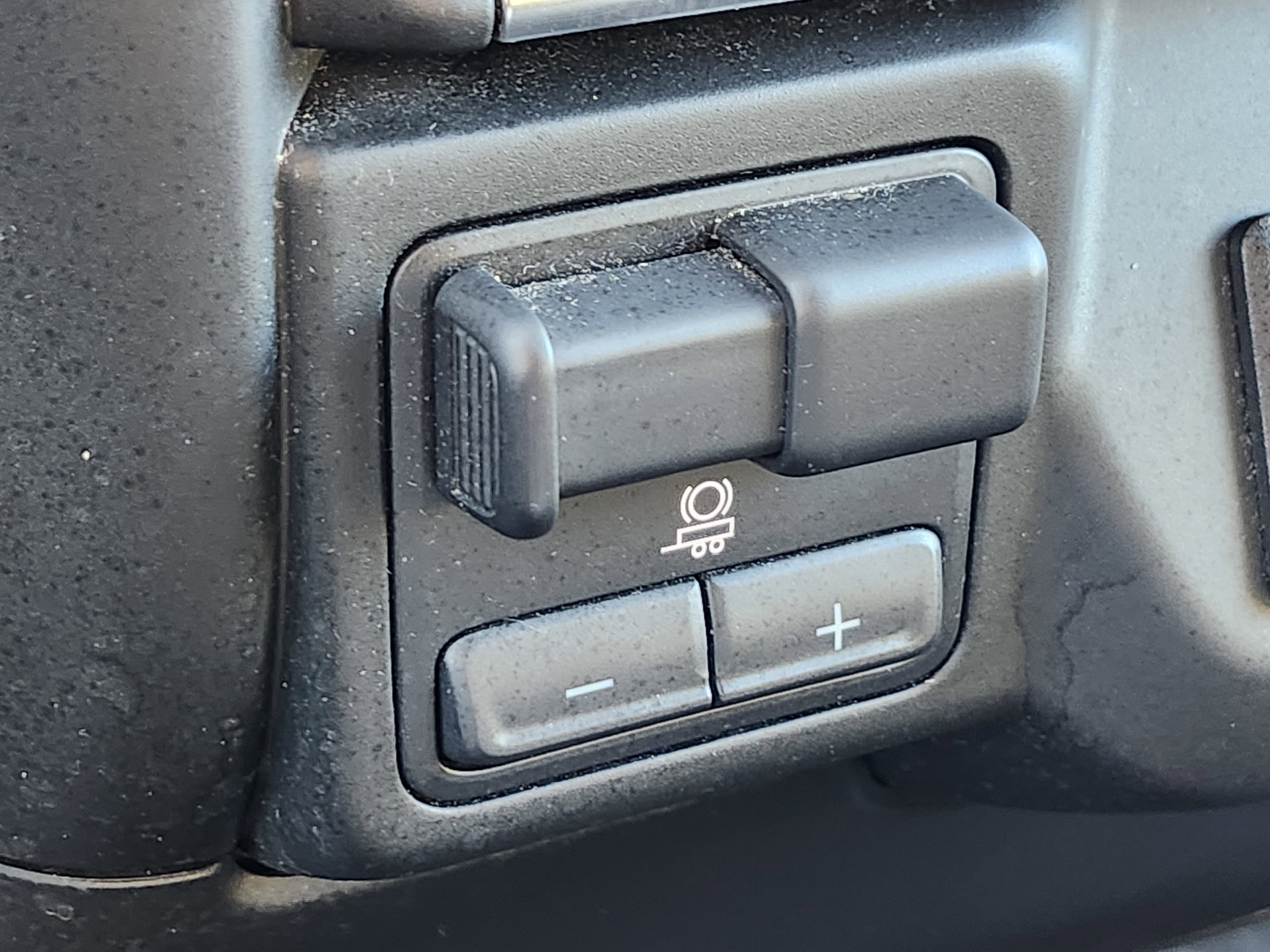 Used 2024 Chevrolet Silverado 2500 Custom w/ Custom Value Package image 29