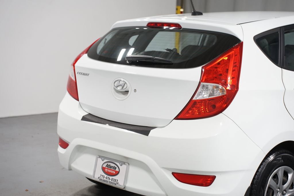 Used 2013 Hyundai Accent GS image 9