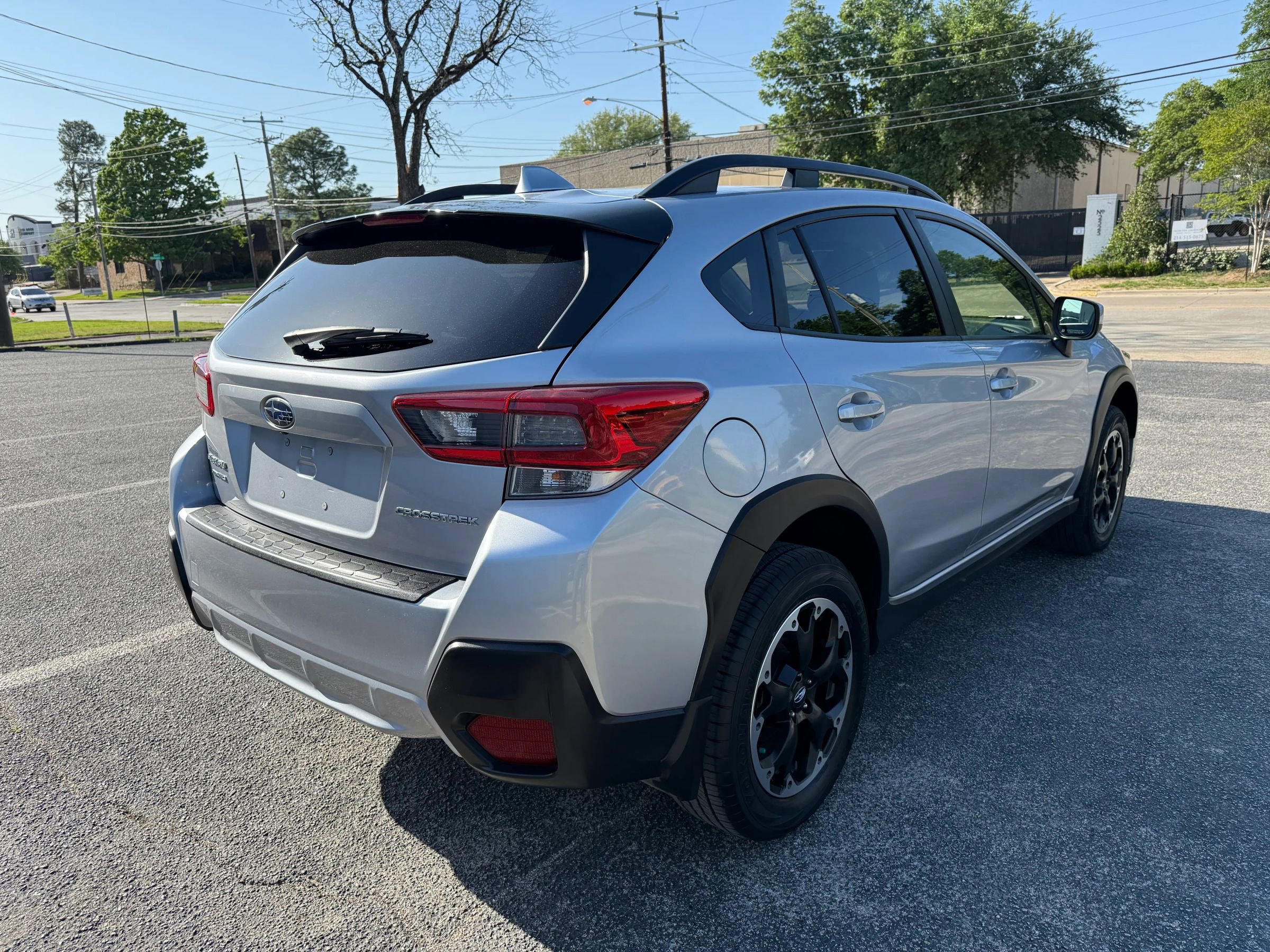 Used 2021 Subaru Crosstrek 2.0i Premium w/ Moonroof Package AWD/4WD image 5