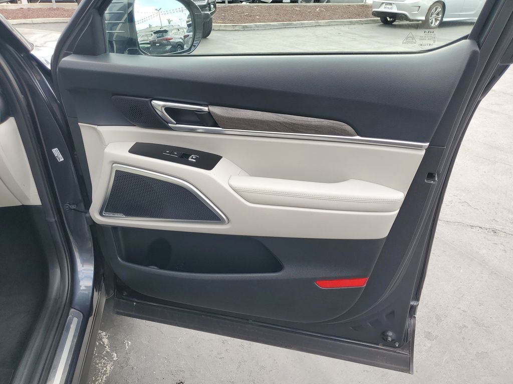 Used 2022 Kia Telluride SX w/ SX Prestige Package image 37