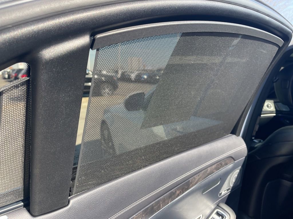 Used 2019 Mercedes-Benz S 560 4MATIC Sedan image 23