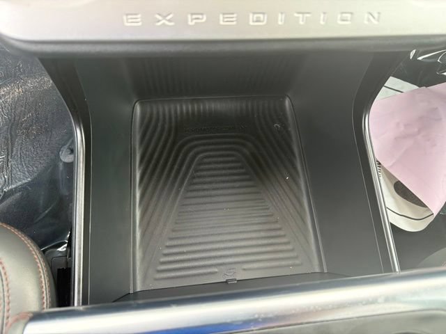 Used 2025 Ford Expedition Active AWD/4WD image 60