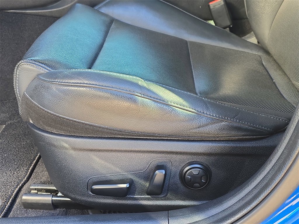 Used 2019 Kia Stinger w/ Sun & Sound Package image 27